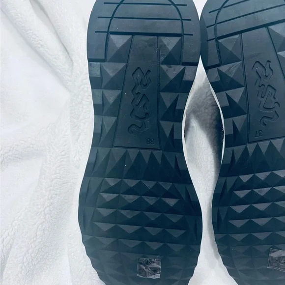 NWT! ASH SNEAKERS - Picture 8 of 9